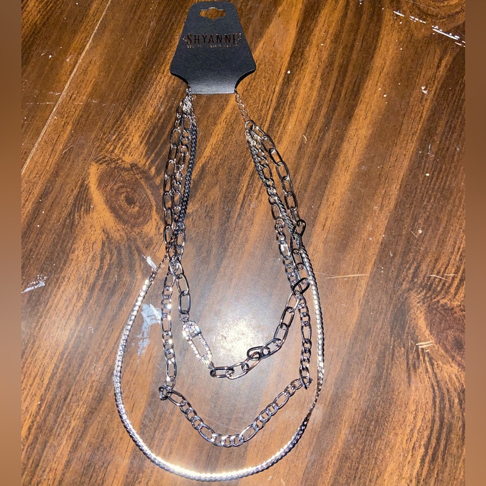 SHYANNE WOMEN'S LAYERED CHAIN SAFETY PIN NECKLACE